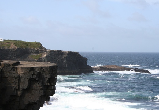 Cliffs at Kilkee Ireland (862 visits) Taken during Bob's trip to Ireland in August 2005 Cliffs at Kilkee Ireland